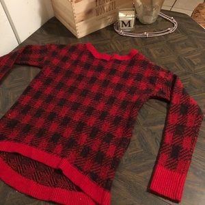 Red Plaid Express sweatshirt. 🥀